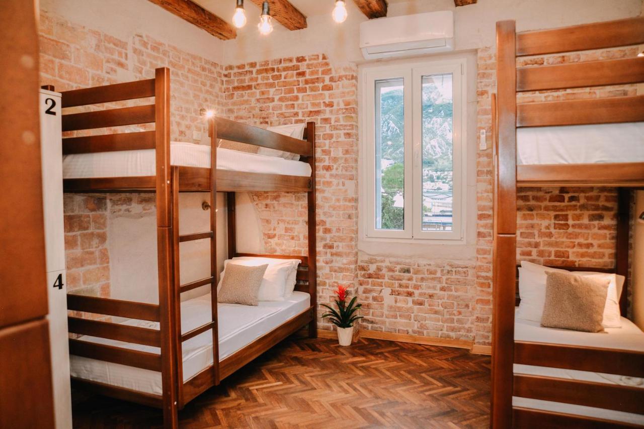Step To Kotor Bay Guesthouse エクステリア 写真