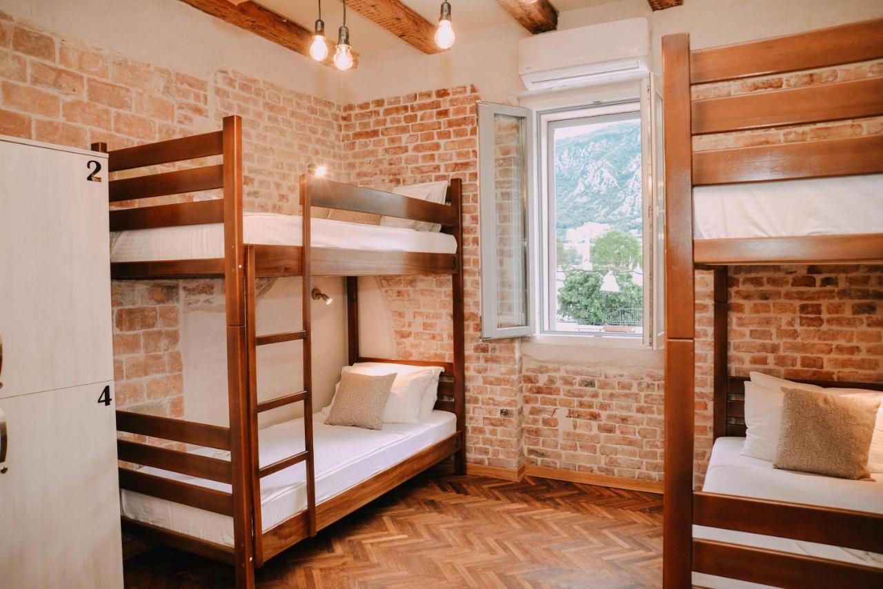 Step To Kotor Bay Guesthouse エクステリア 写真