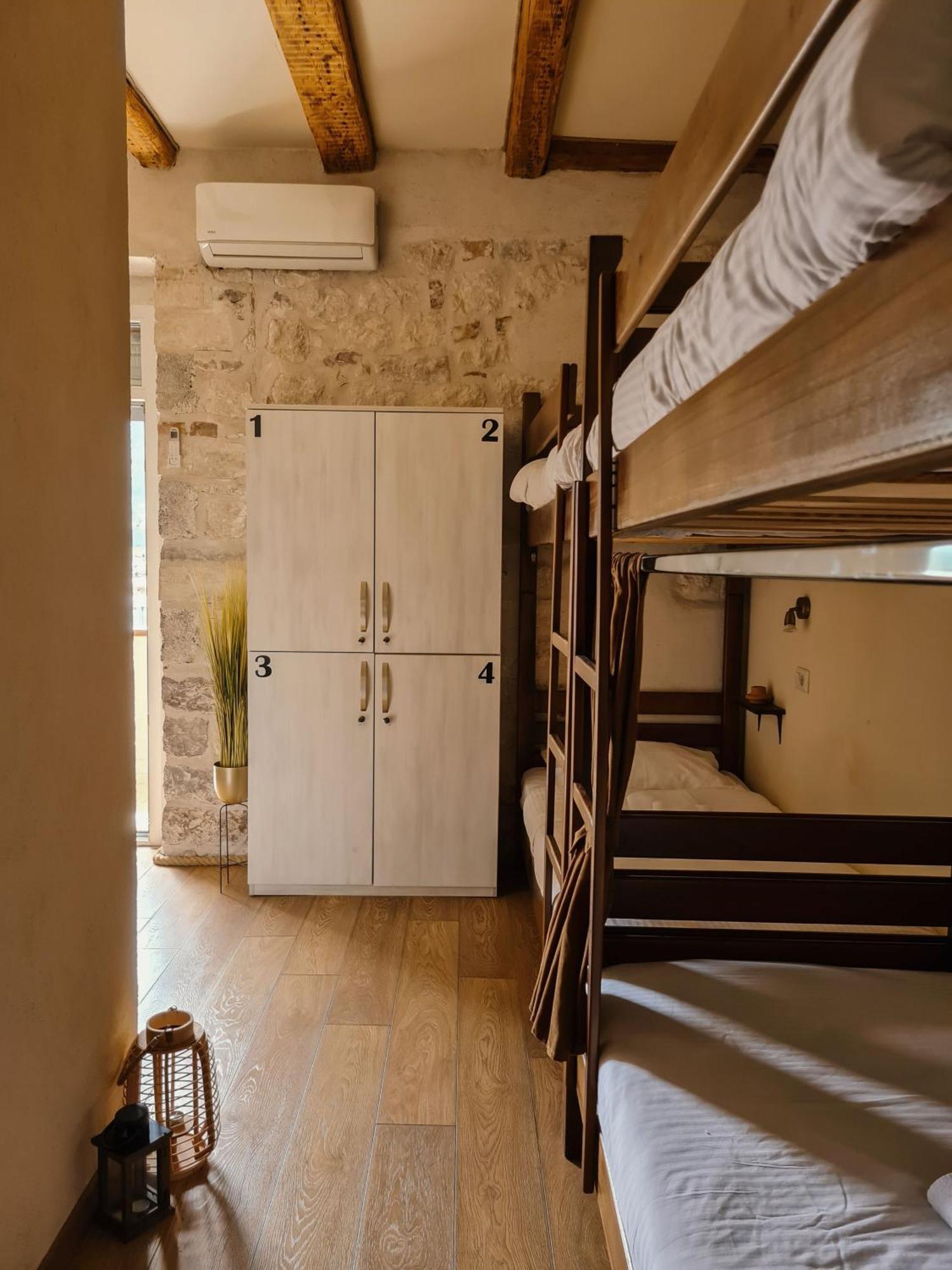 Step To Kotor Bay Guesthouse エクステリア 写真