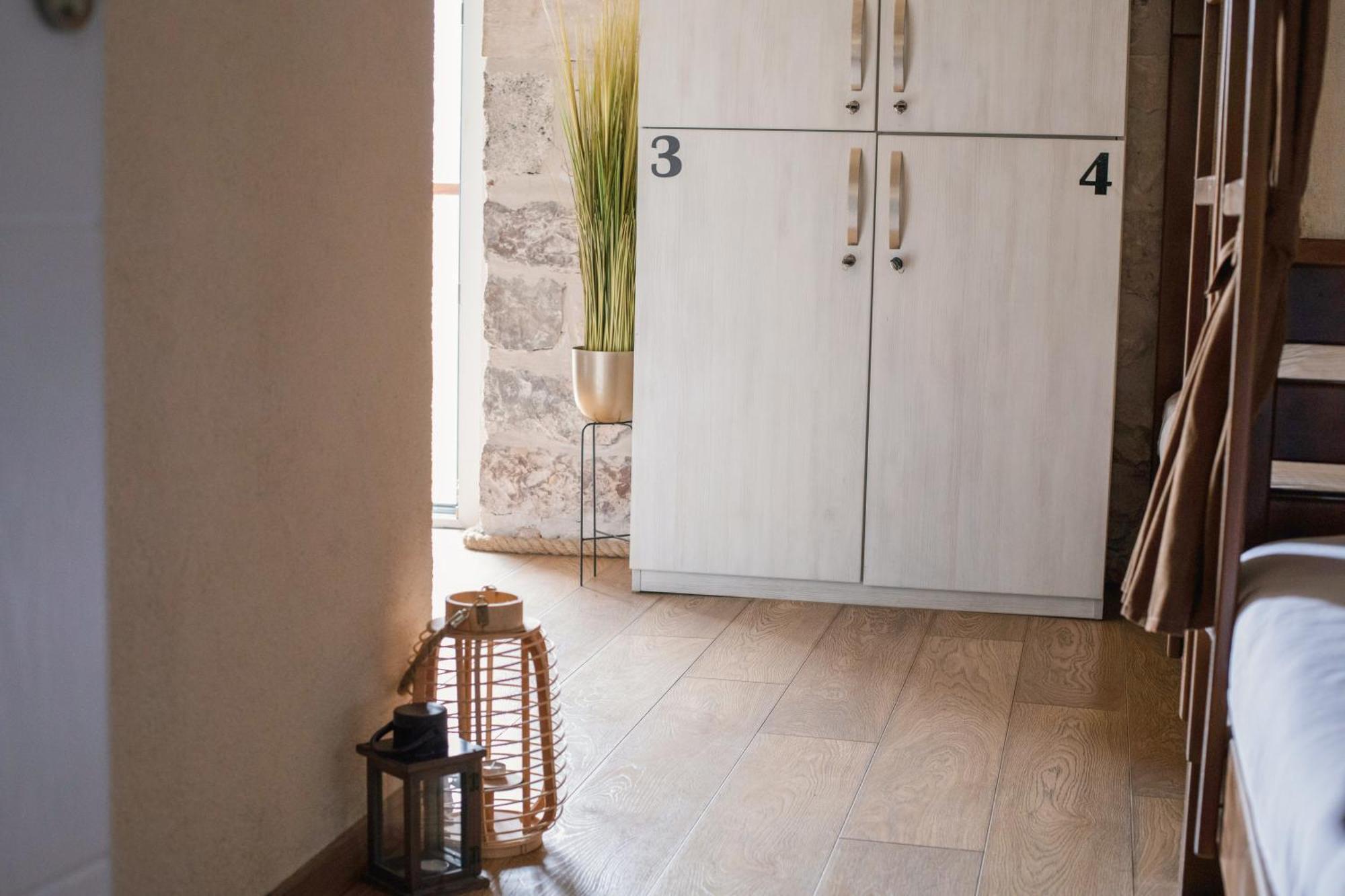 Step To Kotor Bay Guesthouse エクステリア 写真
